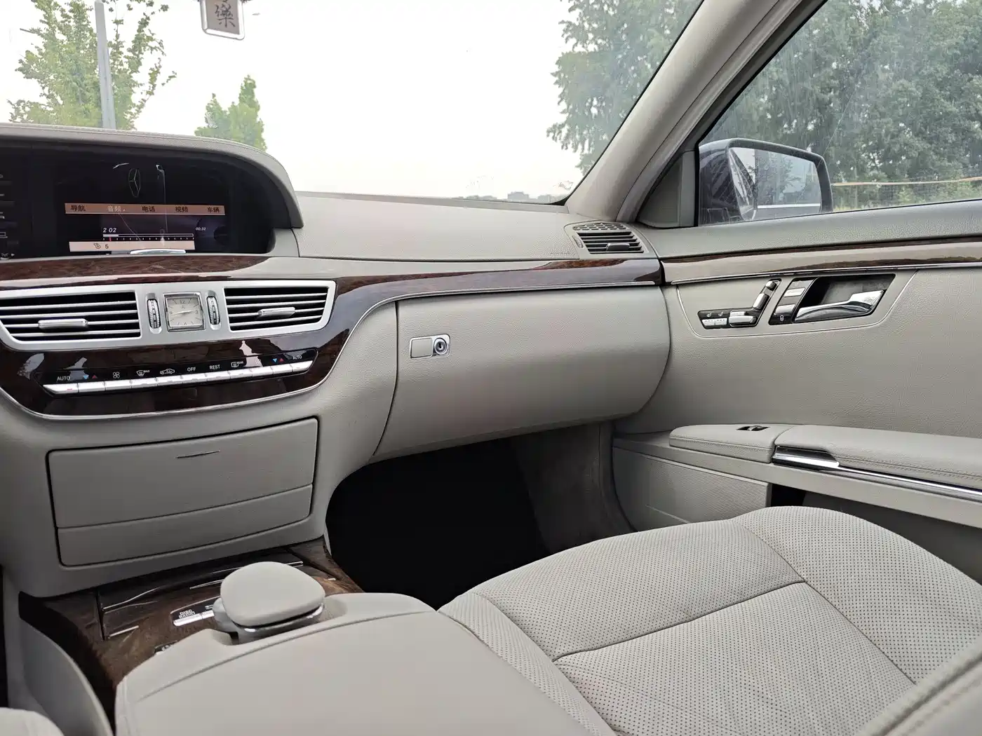 Mercedes-Benz S-Class 2012 S 300 L Business Grand Edition фото 14