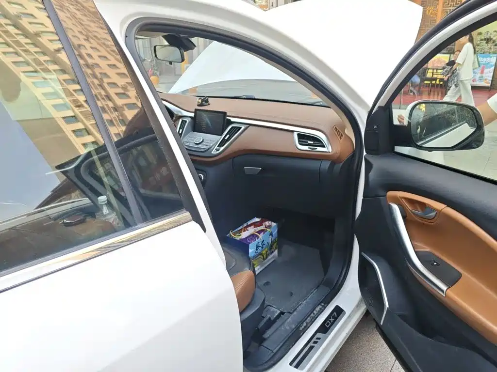 Soueast DX7 2015 2015 1.5T Automatic Premium