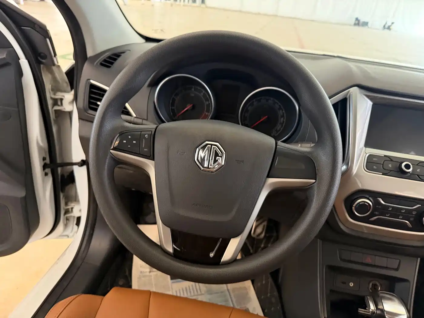 MG GT 2016 2016 Model 1.5T Automatic Premium Luxury Edition