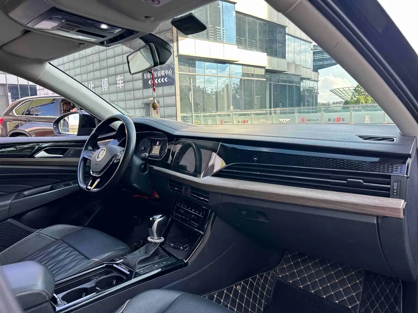 VOLKSWAGEN PASSAT NEW ENERGY