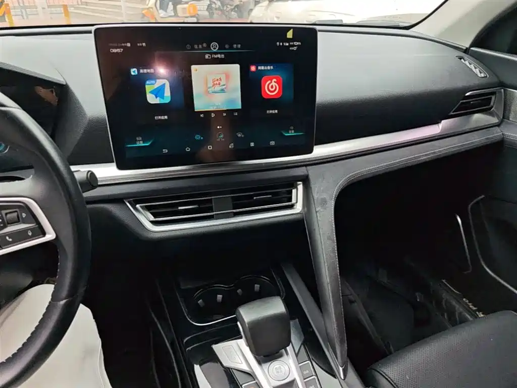 BYD Song Pro New Energy 2019 DM 1.5T 4WD Performance Flagship фото 13