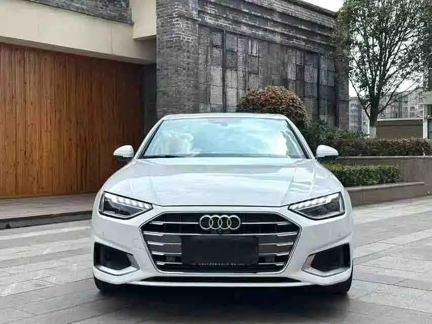 Audi A4L 2022 40 TFSI Fashion Elegance фото 3