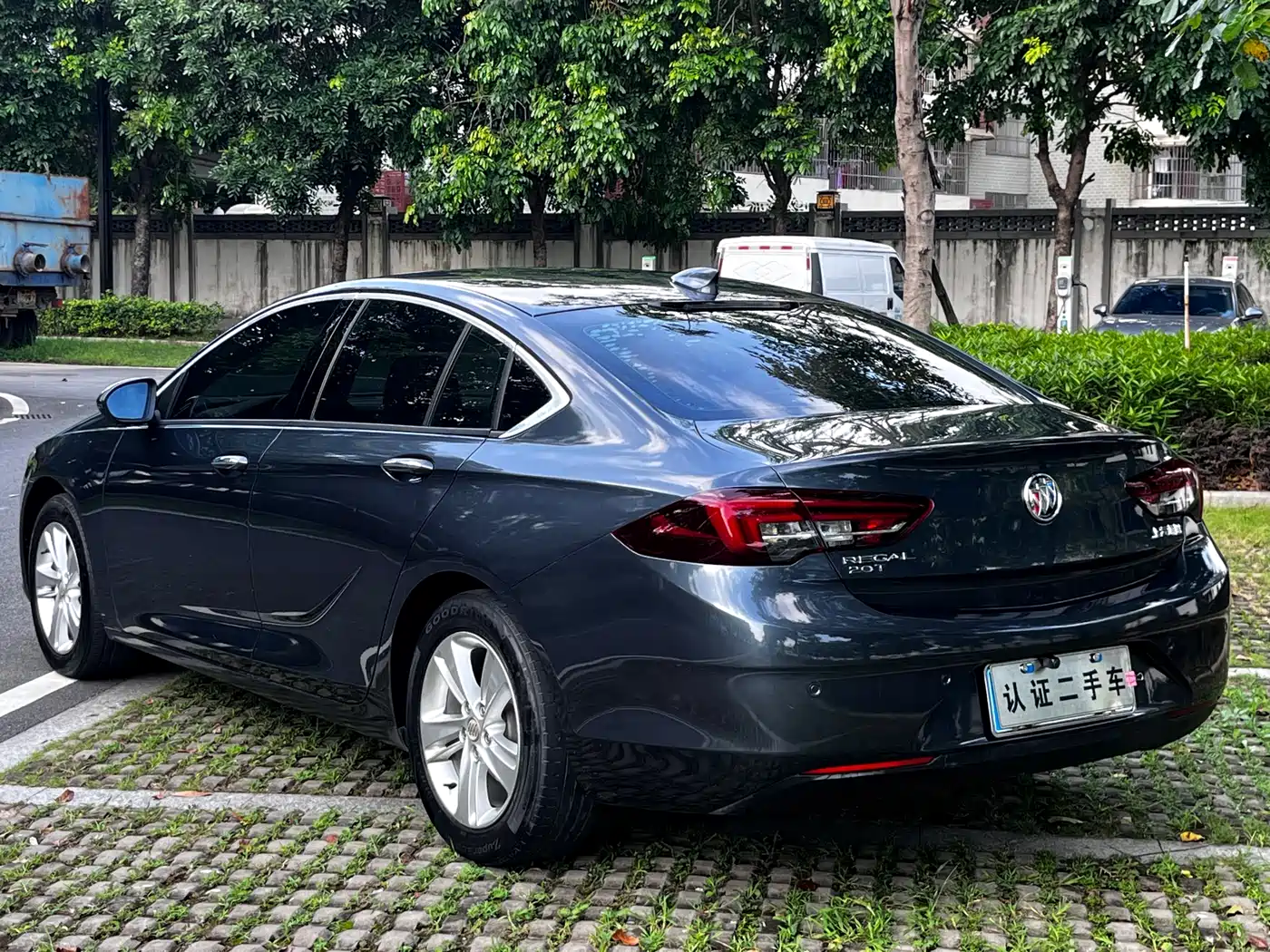 Buick Regal 2019 20T Elite China VI фото 17