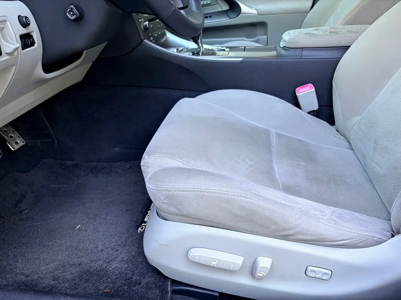 Lexus IS 2008 300 Luxury фото 13