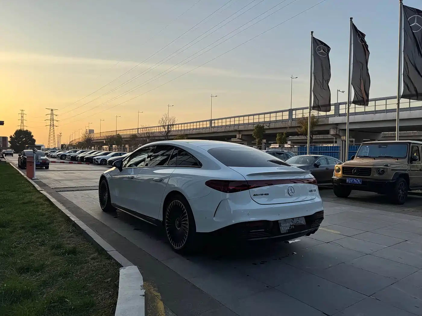 MERCEDES-BENZ EQS AMG