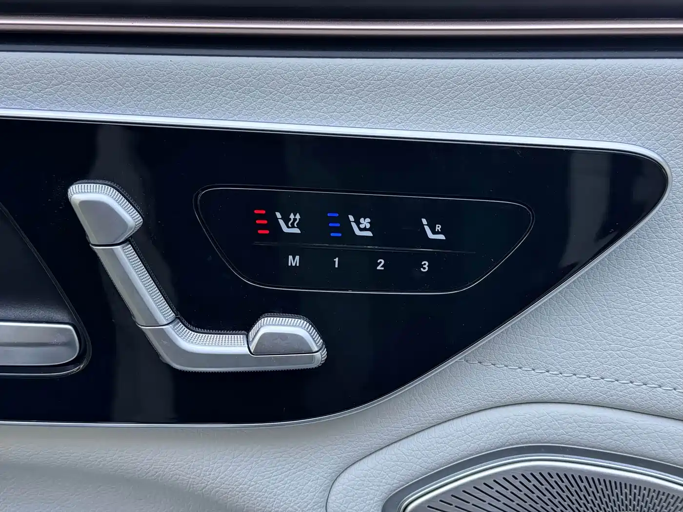 MERCEDES-BENZ EQS AMG