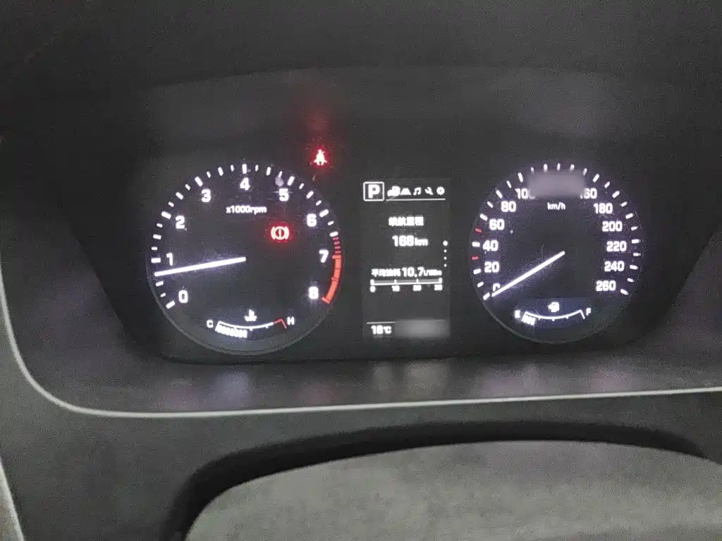 صورة 4 - Hyundai Sonata