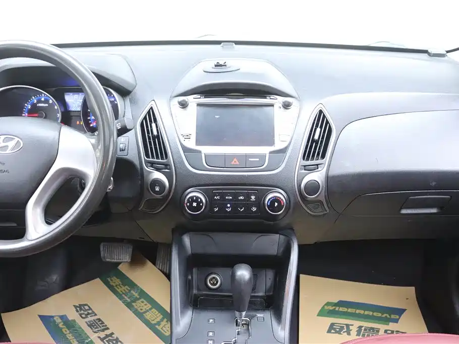 Hyundai Beijing Hyundai ix35 2015 2.0L Automatic 2WD Comfort China V фото 23