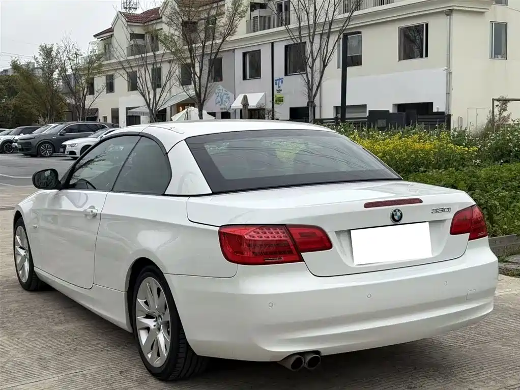 BMW 3 Series (Import) 2011 330i Convertible Coupe фото 11