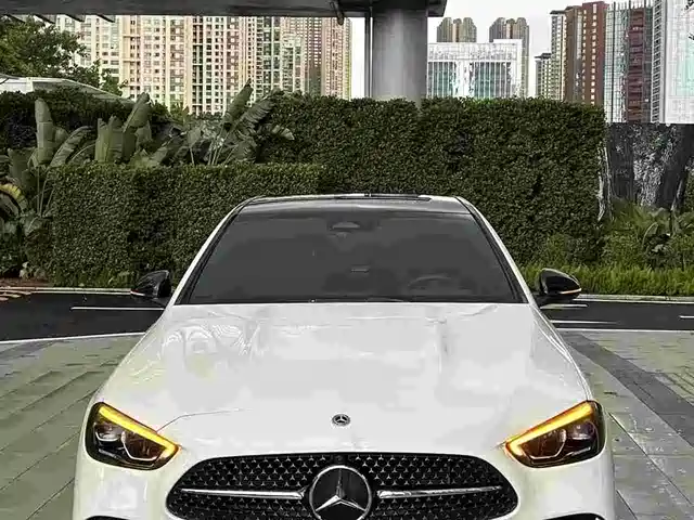 Mercedes-Benz C-Class 2022