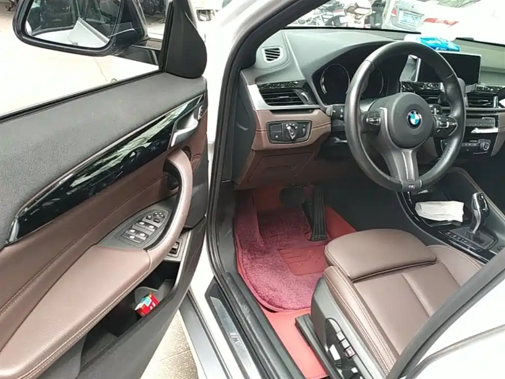BMW X2 2020 sDrive25i Leading M Off-Road Package фото 16