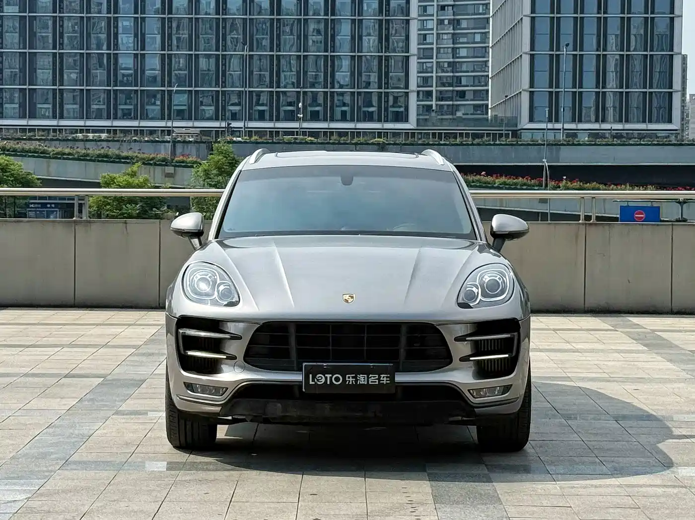 Porsche Macan 2014 Macan Turbo 3.6T фото 2