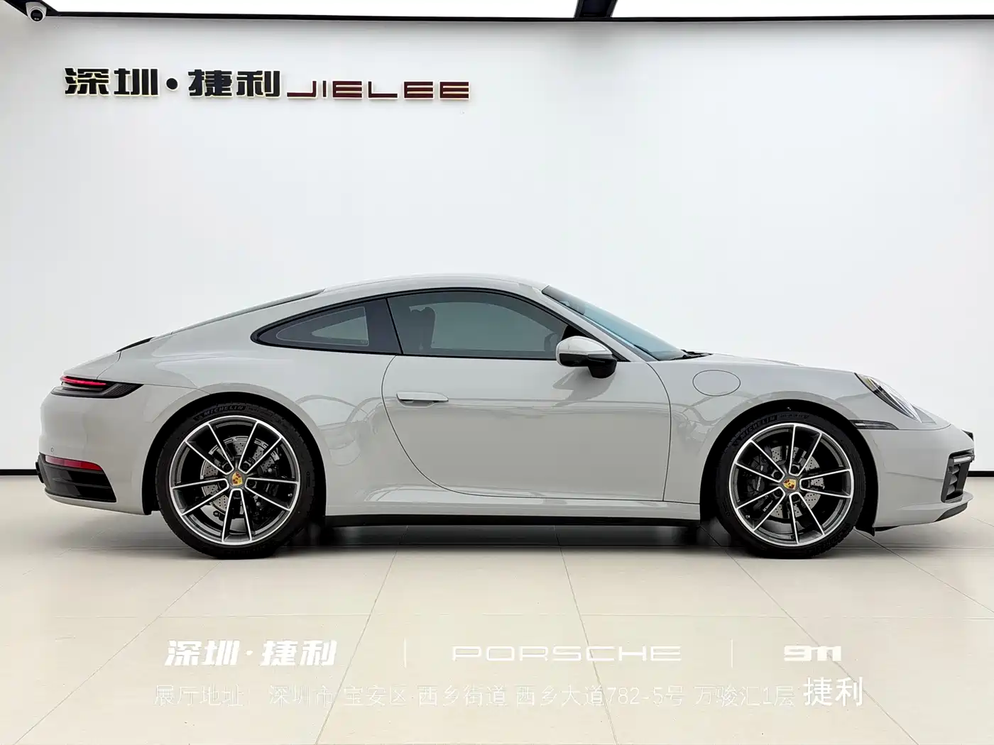 Porsche 911 2023 Carrera 3.0T фото 3