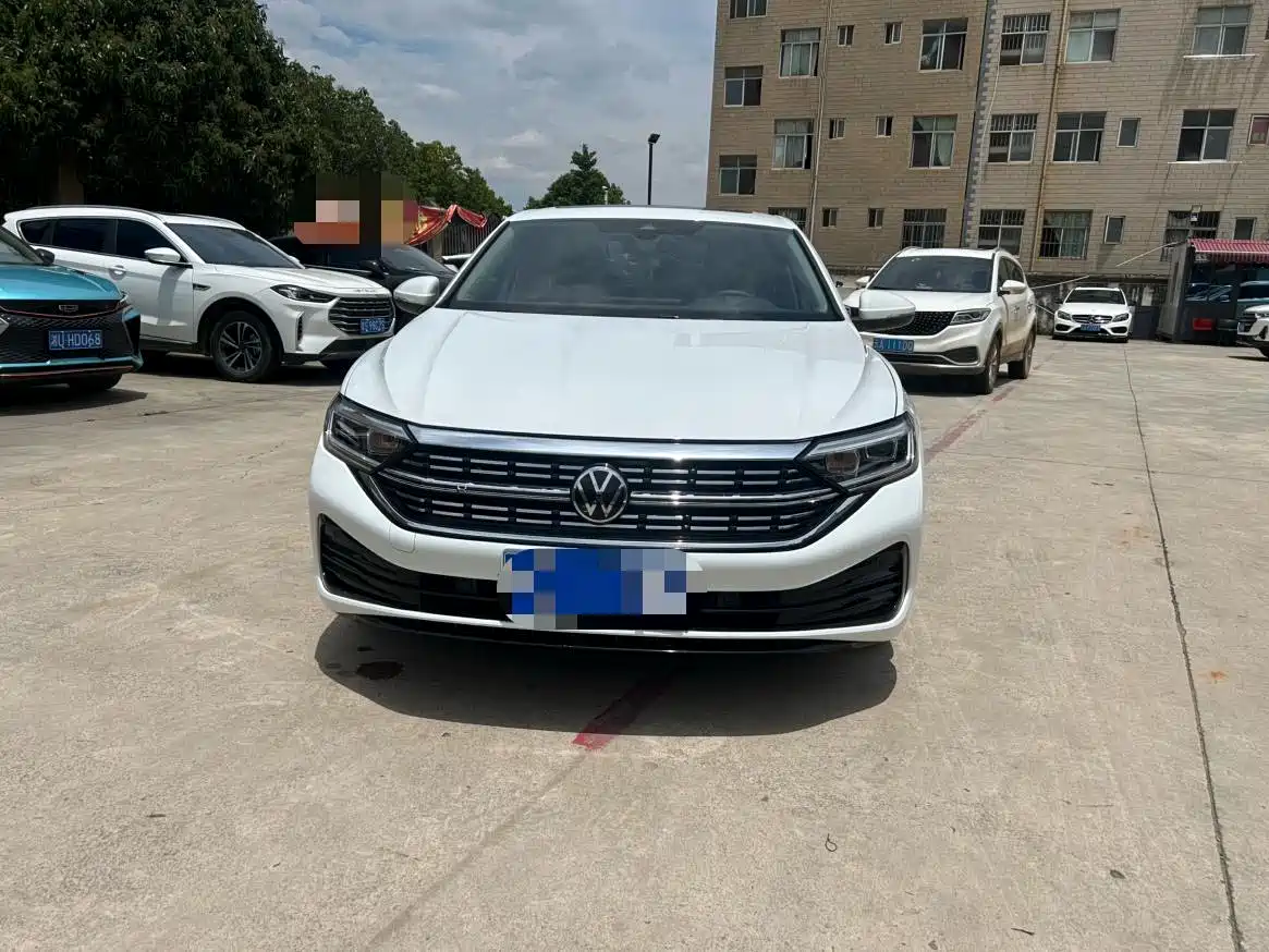 Volkswagen Sagitar 2023 280TSI DSG Surpass Plus Edition фото 2