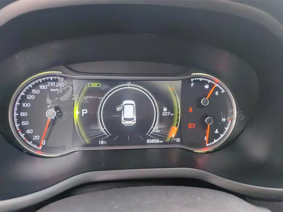 Kia Sportage 2019 2.0L Automatic Smart Luxury Edition фото 14