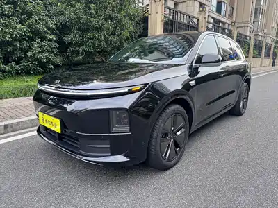 Li Auto L6