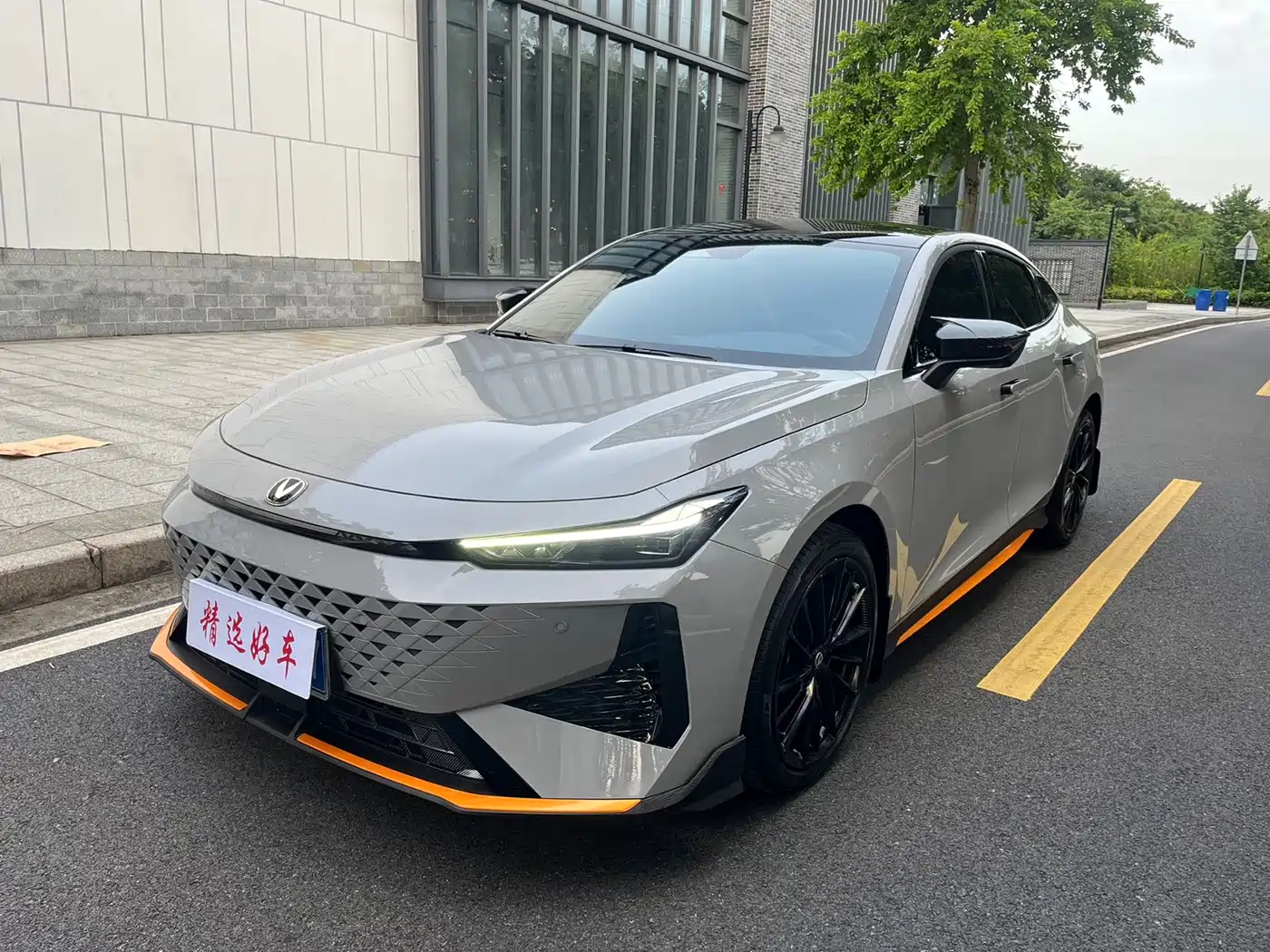 Changan UNI-V 2026 2025 1.5T 500Bar Premium Sport Model