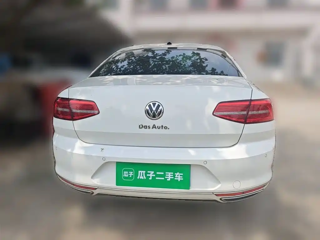 Volkswagen Magotan 2017 330TSI DSG Premium фото 4