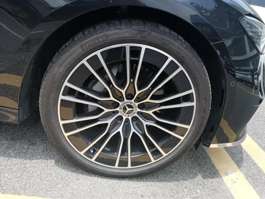 Mercedes-Benz E-Class 2025 E 300 L Premium фото 6