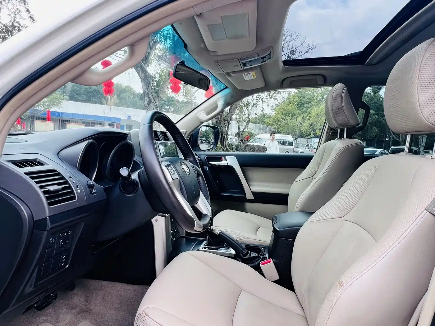 Toyota Prado 2010 4.0L Automatic TX фото 10