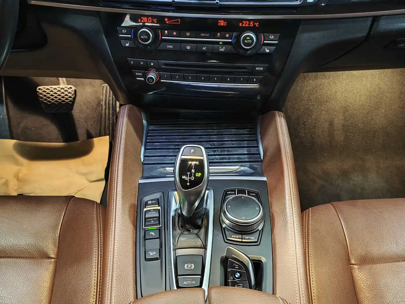 BMW X6 2017 xDrive35i Leading фото 8