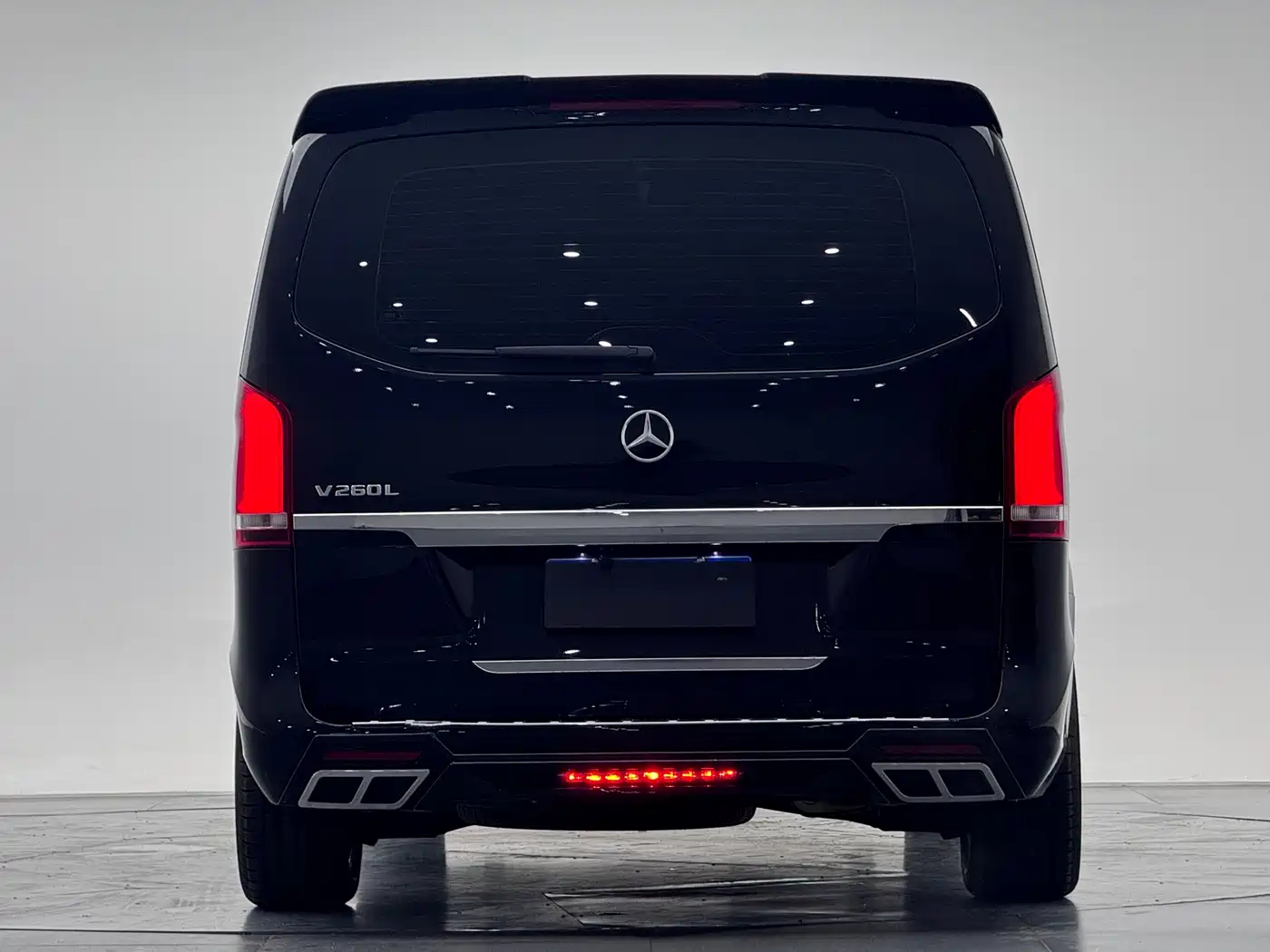 Mercedes-Benz Vito 2021 2.0T Elite 7-Seater фото 3
