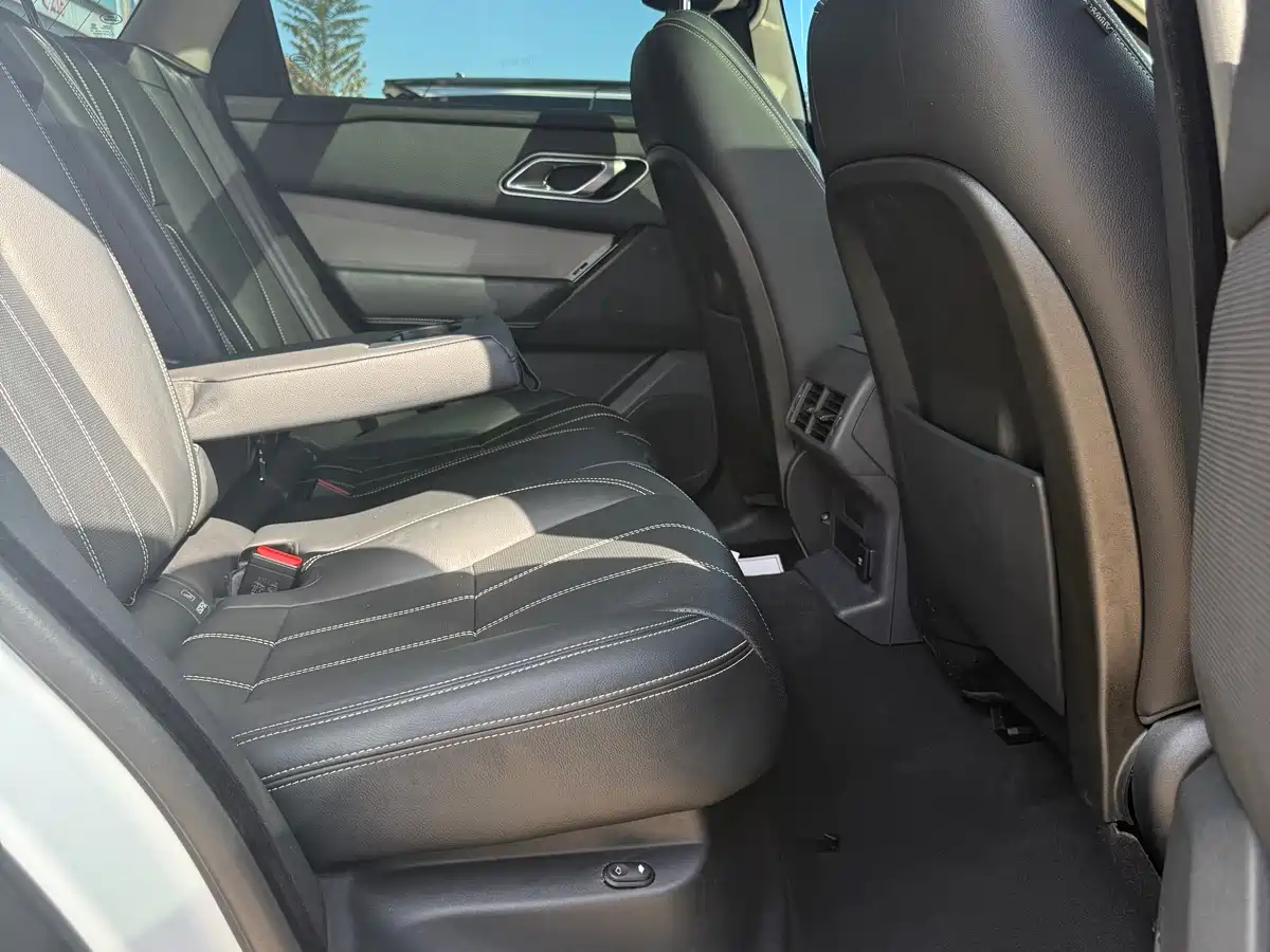 Land Rover Range Rover Velar 2018 2017 P250 S