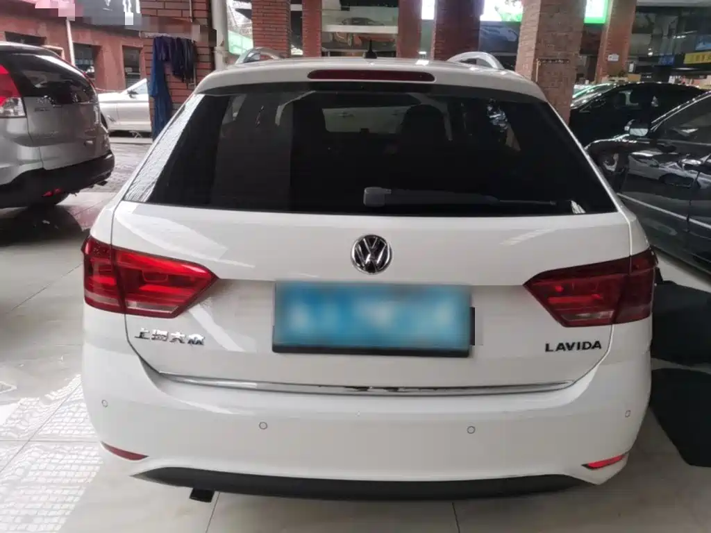 Фото 6 - Volkswagen Lavida Tour