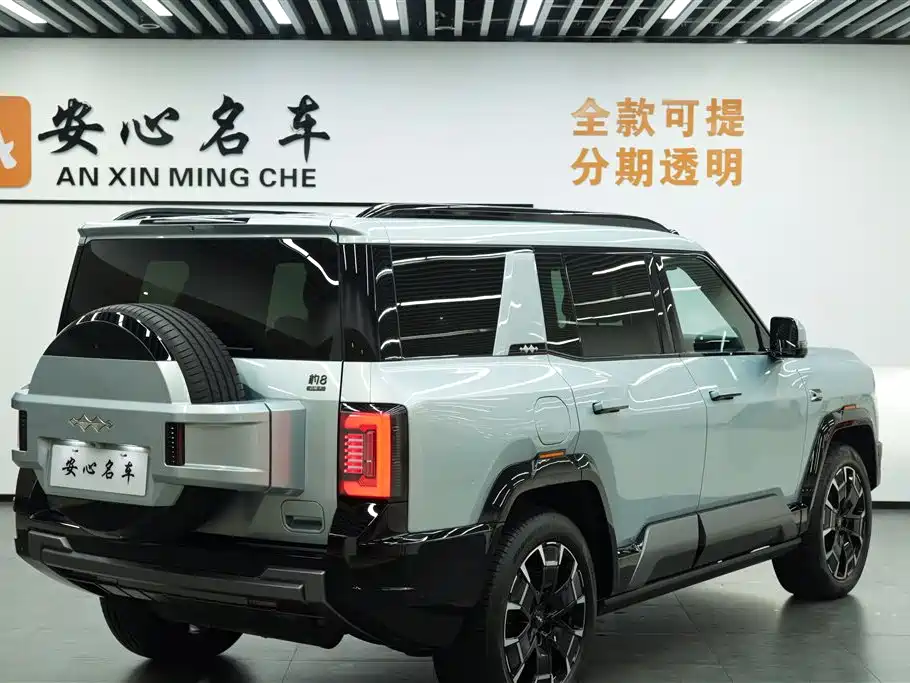 Fang Cheng Bao Leopard 8 2025 2025 Zhiyong Flagship 6-Seater