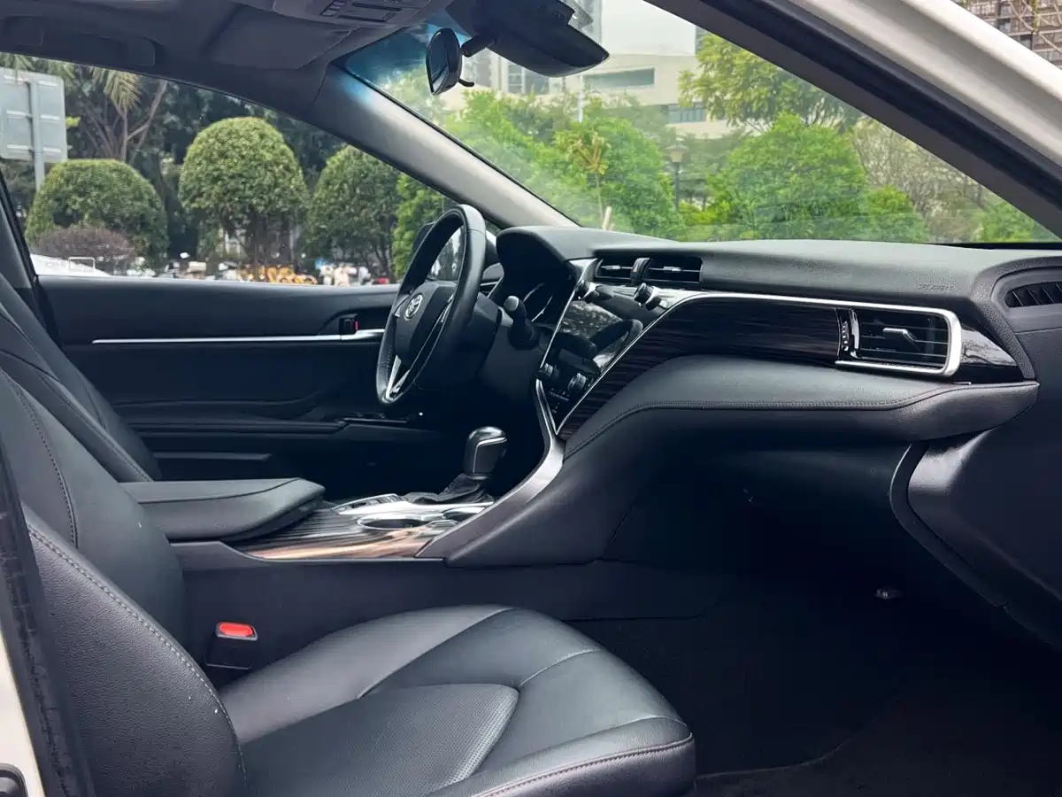 Toyota Camry 2019 2.5G Luxury (China V) фото 8