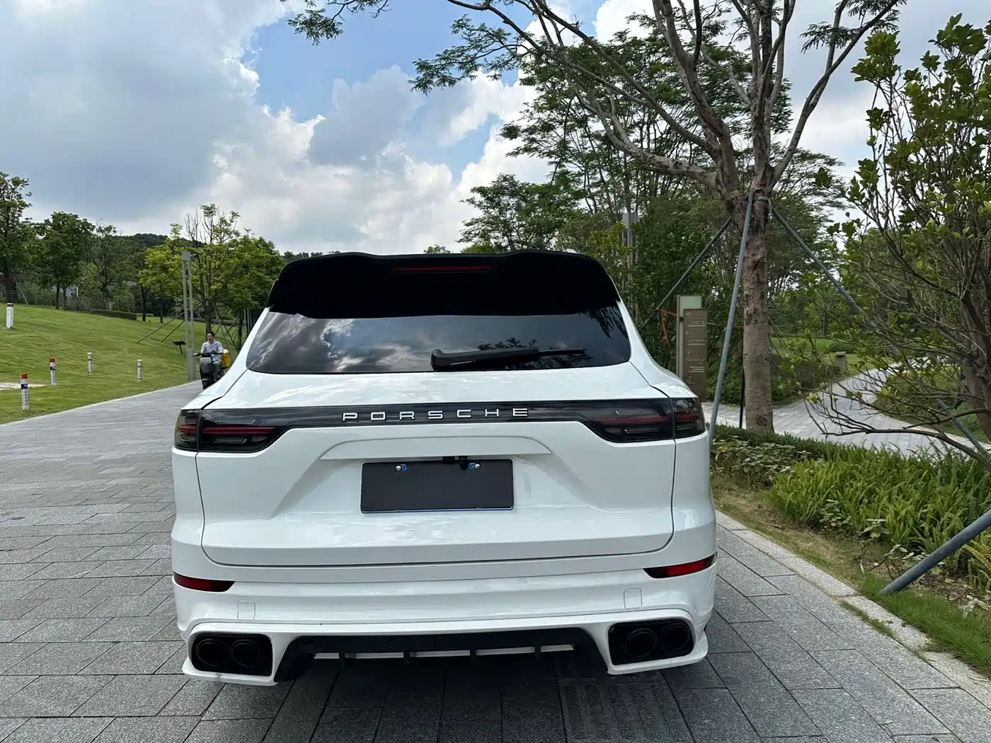 Porsche Cayenne 2011 Cayenne 3.0T фото 19