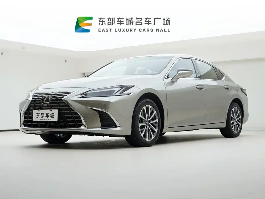 Lexus ES 2026 2025 200 Ultimate Edition