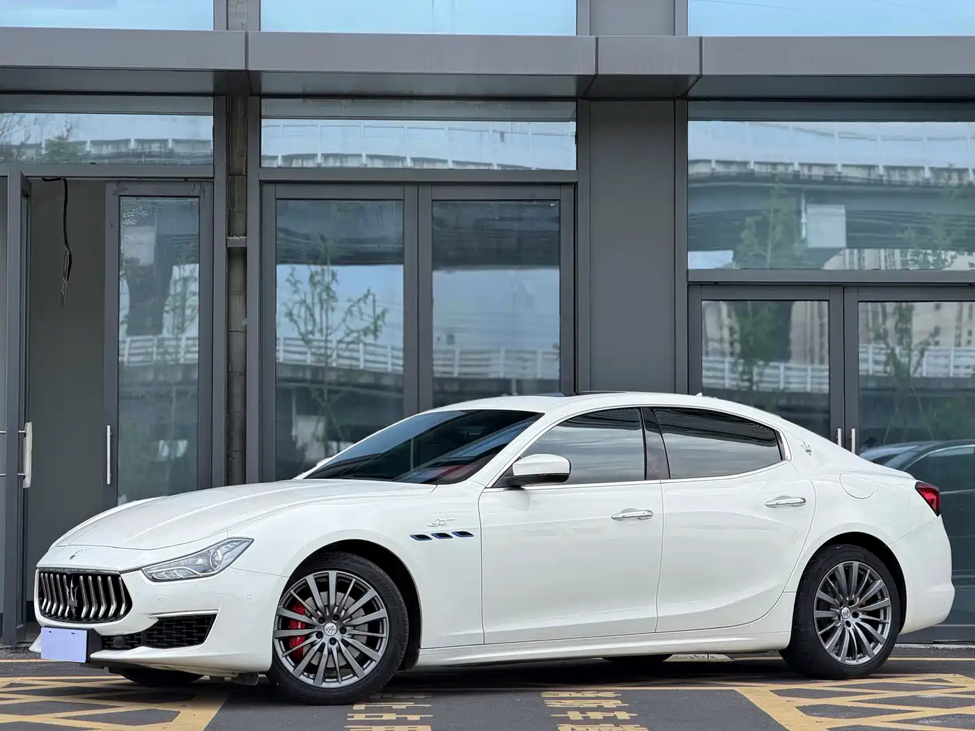 Maserati Ghibli 2022 2022 2.0T GT Edge Edition