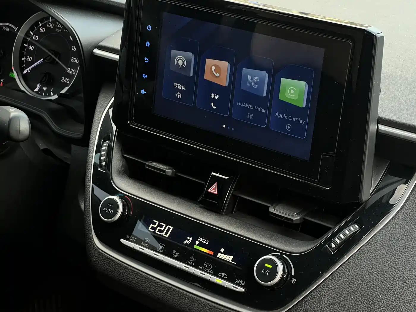 Toyota Levin 2022 Dual Engine 1.8H E-CVT Leading Edition фото 16