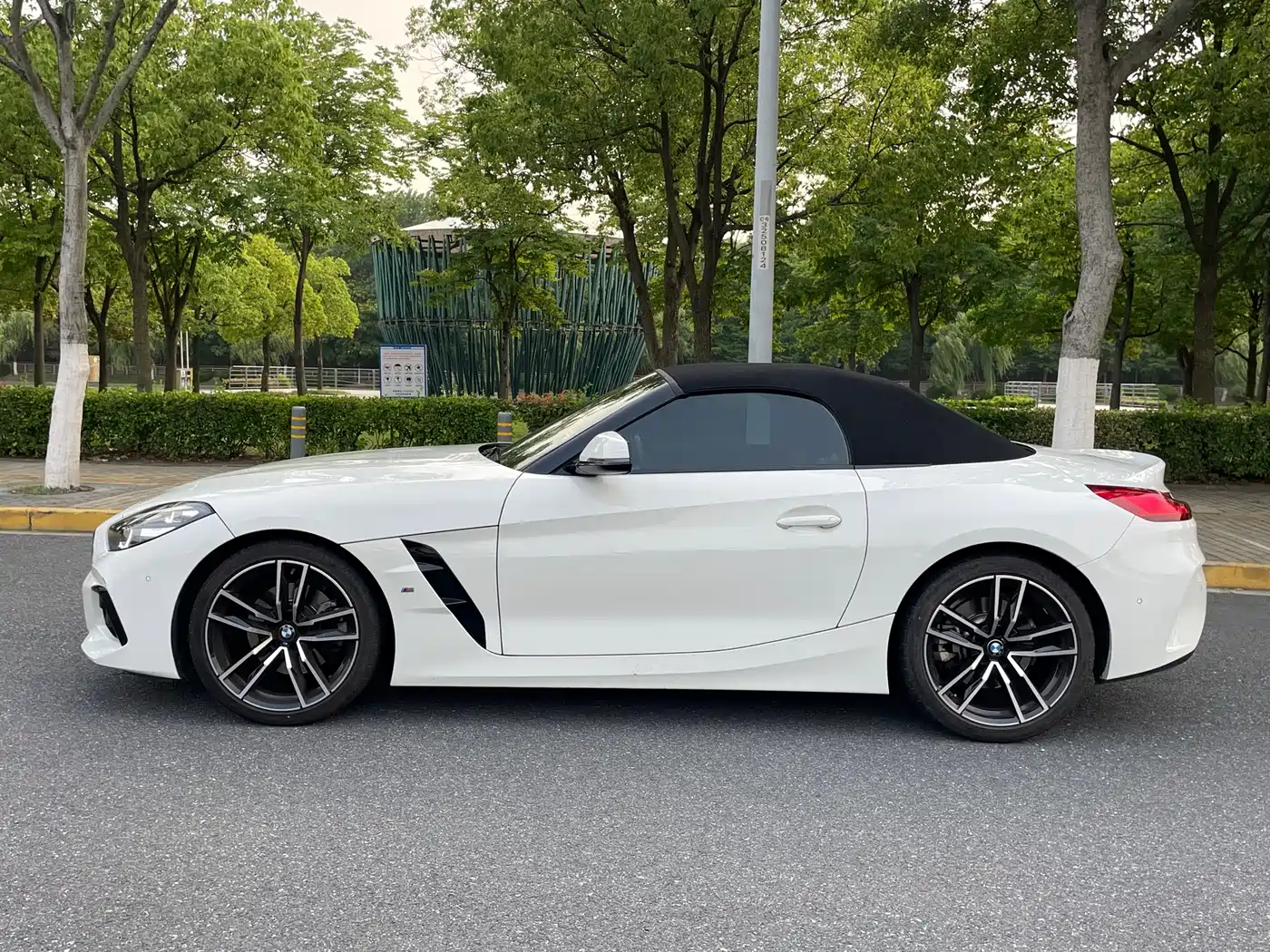BMW Z4 2022 sDrive 25i M Sport Package фото 12