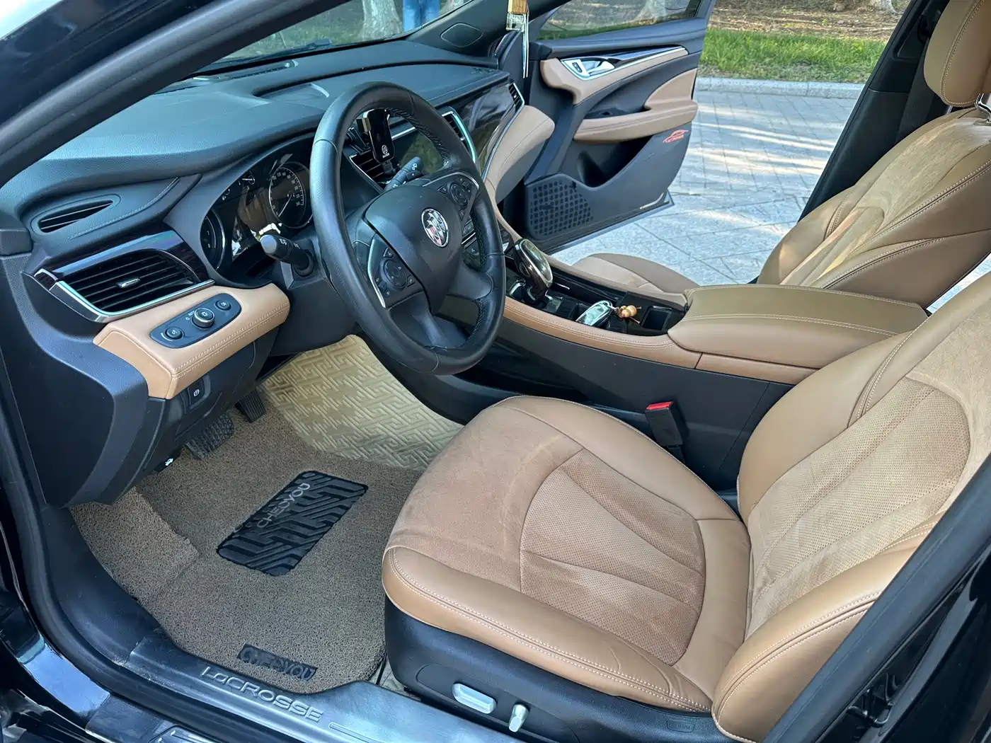 Buick LaCrosse 2018 Model 28T Elite Edition фото 10
