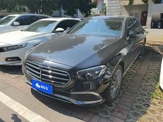 Mercedes-Benz E-Class 2023