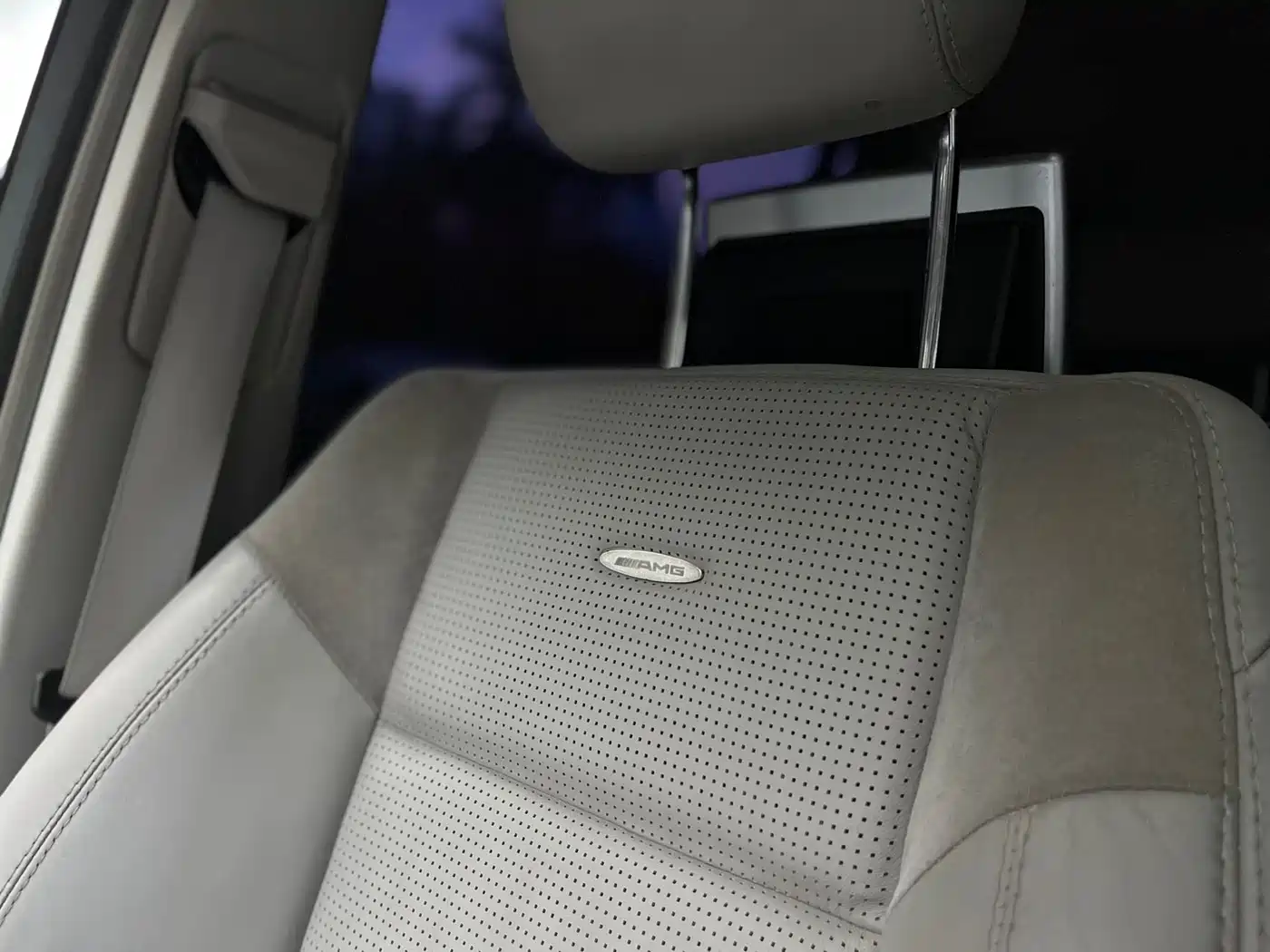 Mercedes-Benz M-Class AMG 2011 AMG ML 63 фото 11