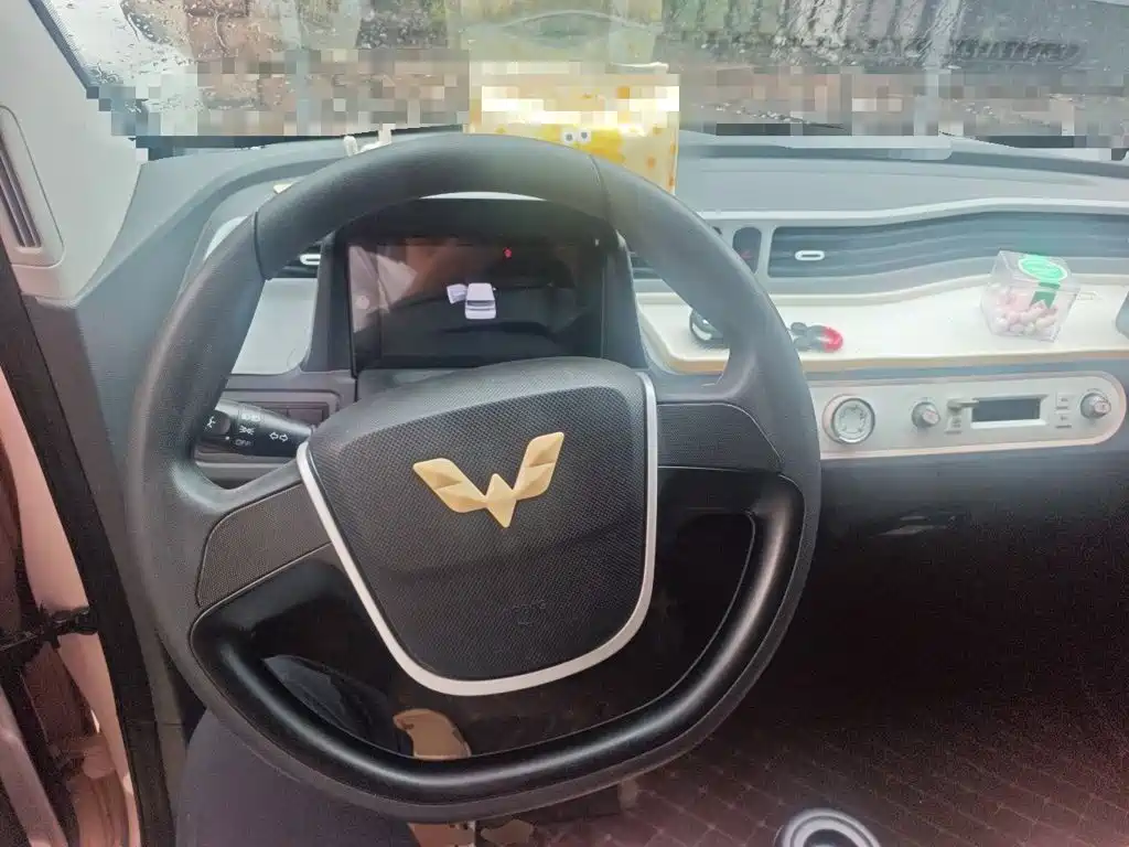 Фото 7 - Wuling Motors Hongguang MINIEV
