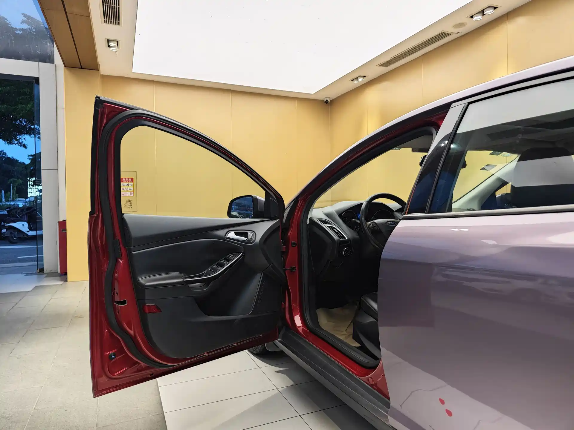 Фото 7 - Ford Focus