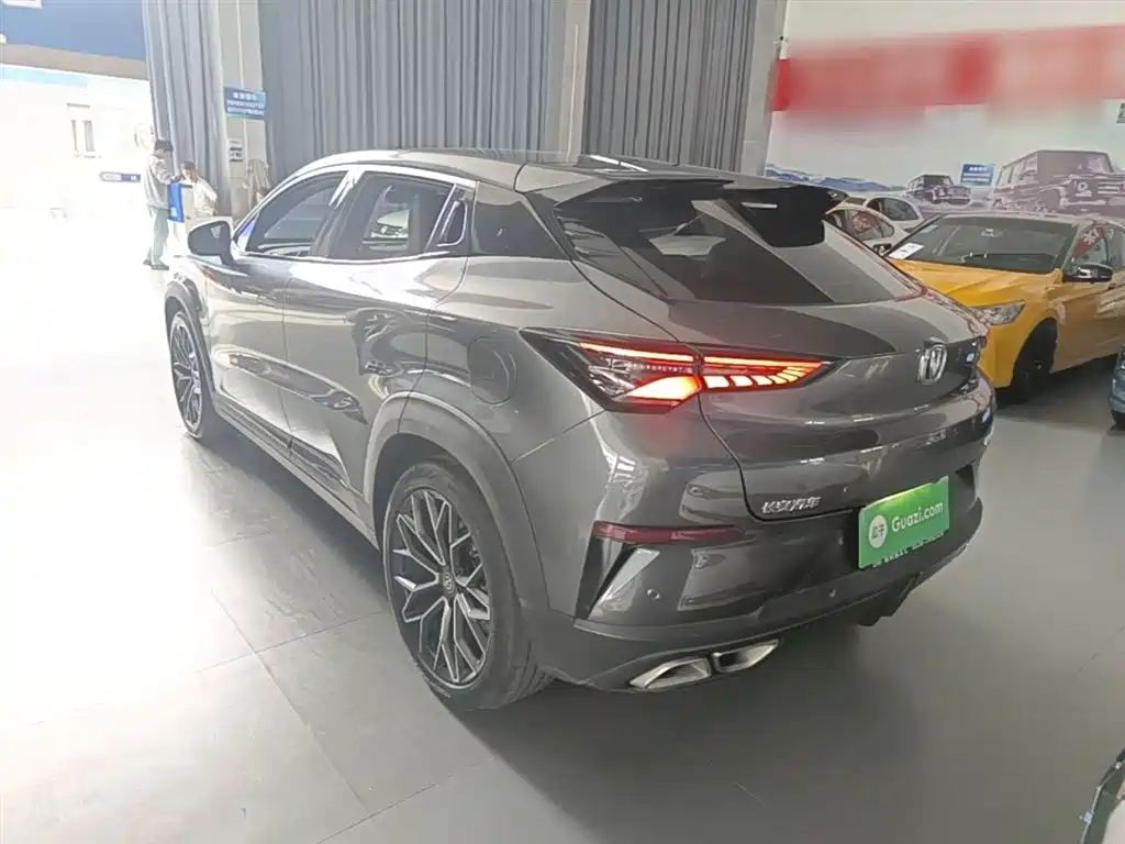 CHANGAN UNI-T
