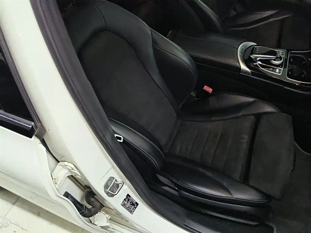 Mercedes-Benz C-Class 2017 C 200 Sport фото 25
