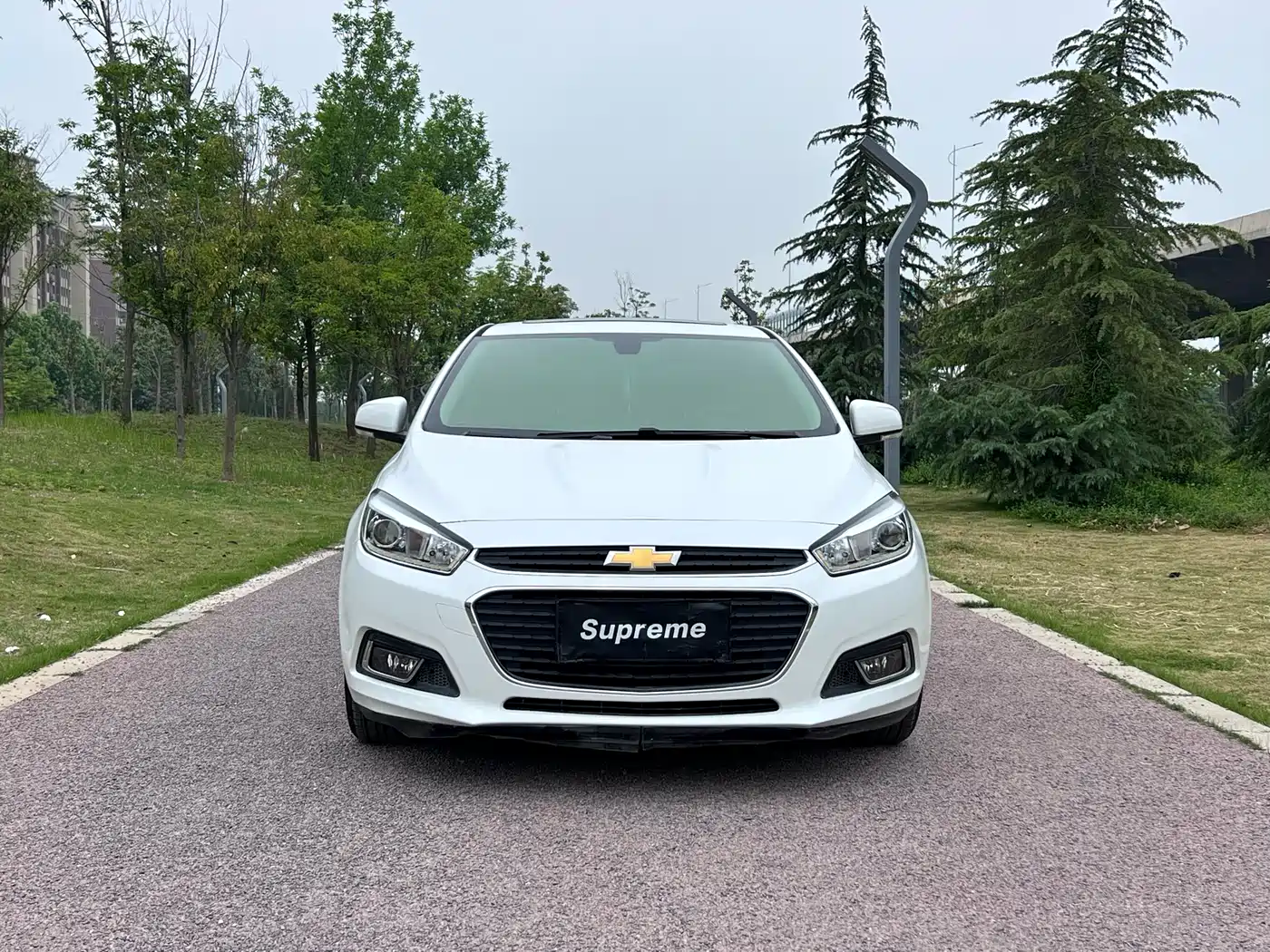Chevrolet Cruze 2016 1.5L Automatic Luxury Edition фото 2