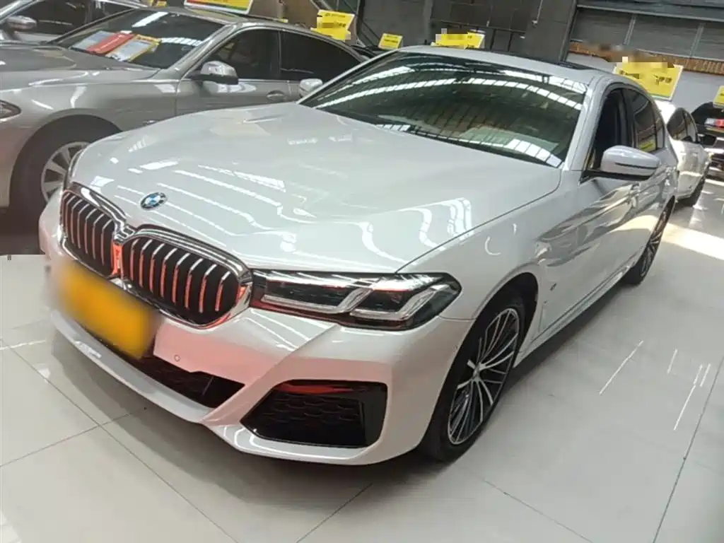 BMW 5 Series 2022 Model Second Facelift 530Li Leading M Sport Package