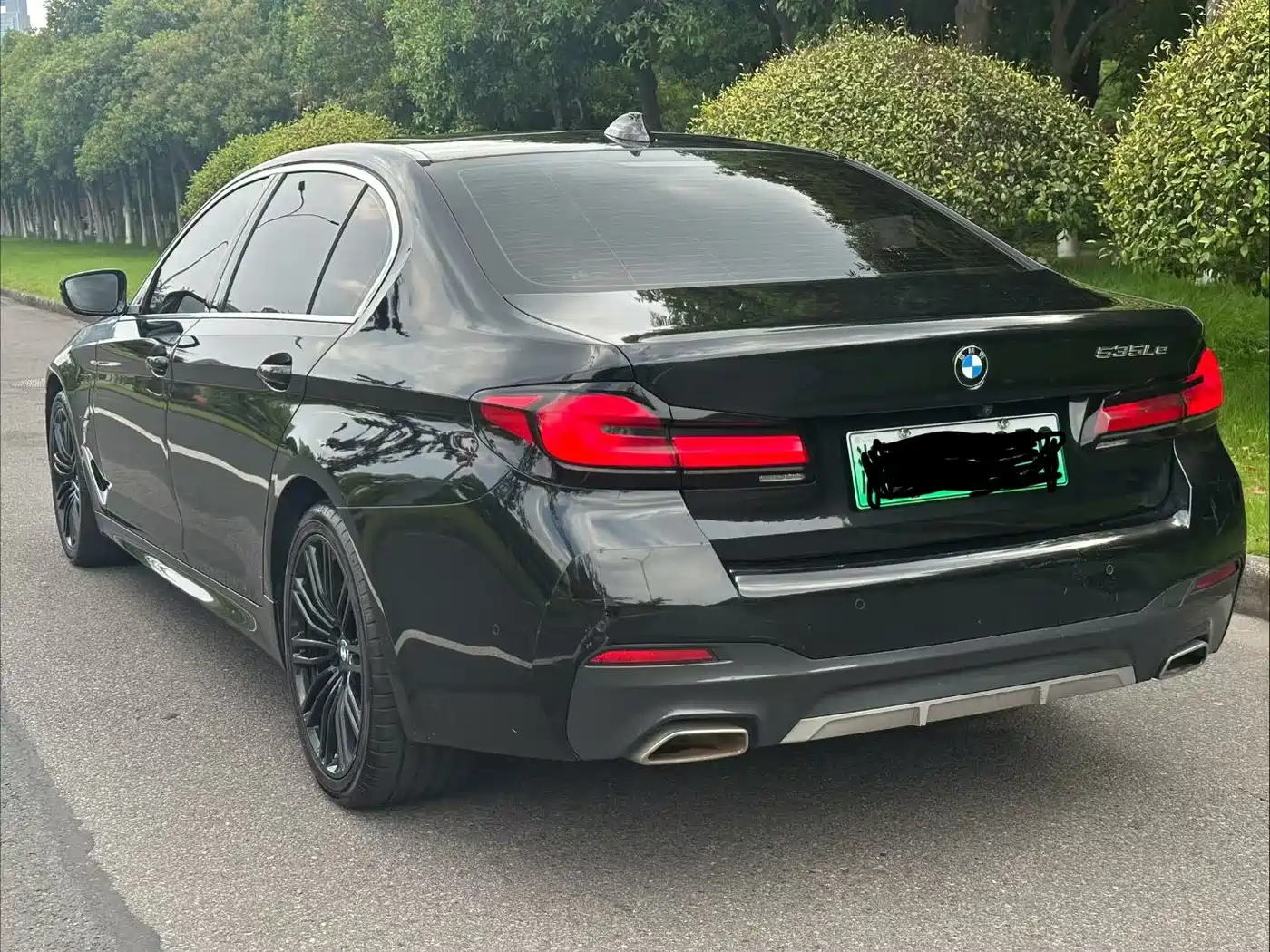 BMW 5 Series New Energy 2021 535Le M Sport Package фото 9