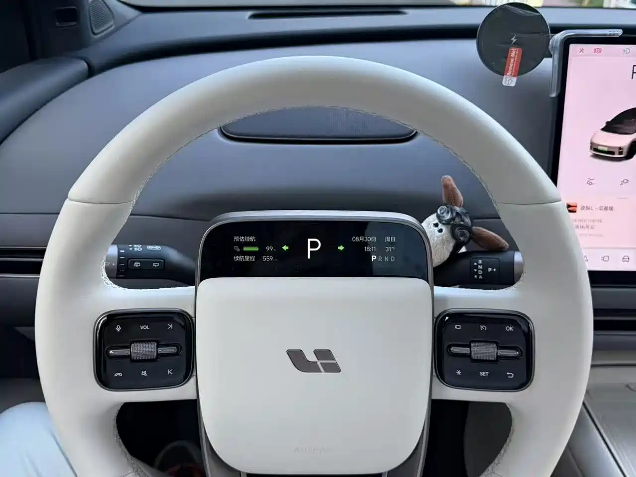 Li Auto i6 2025 2025 2WD Base Model