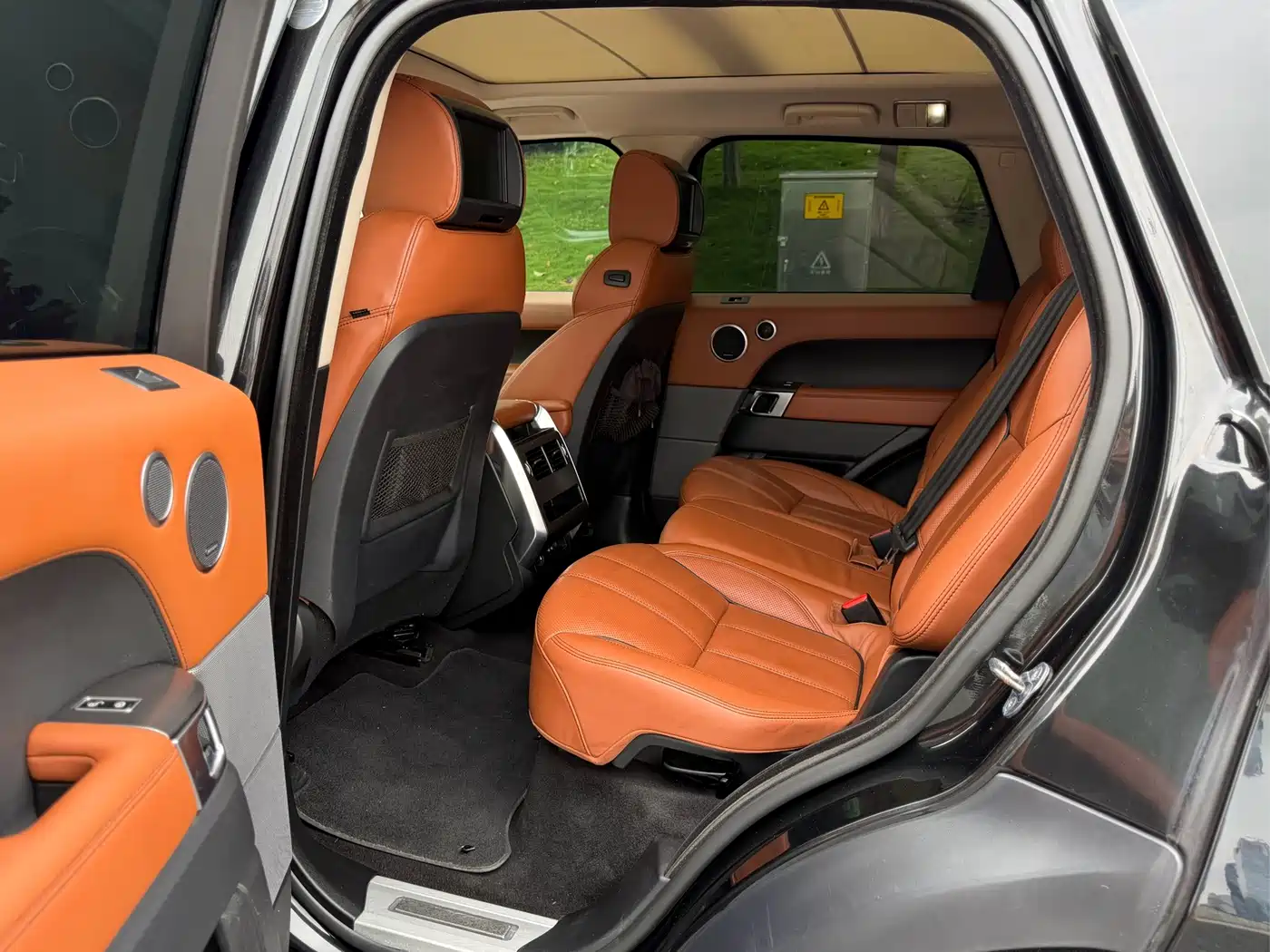 Фото 10 - Land Rover Range Rover Sport