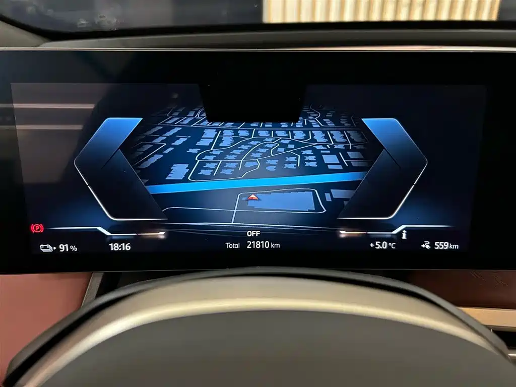 BMW iX 2023 xDrive50 фото 11