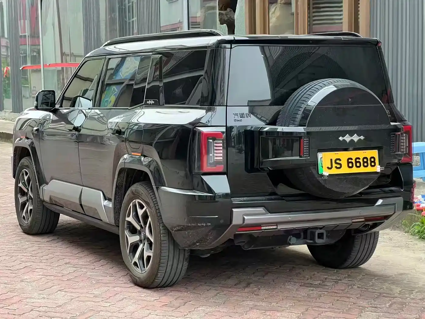 Fang Cheng Bao Leopard 8 2025 Zhiyong Flagship 7-Seater фото 9