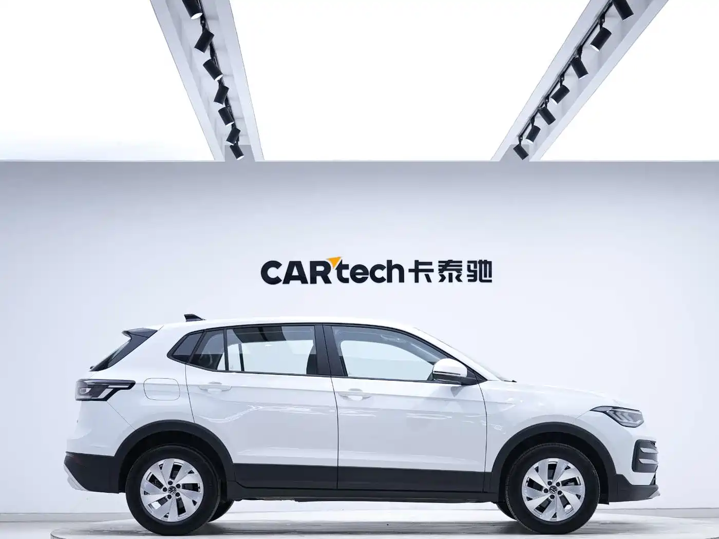 Volkswagen Tharu 2025 Model Rising Star 1.5L Advance Edition фото 4